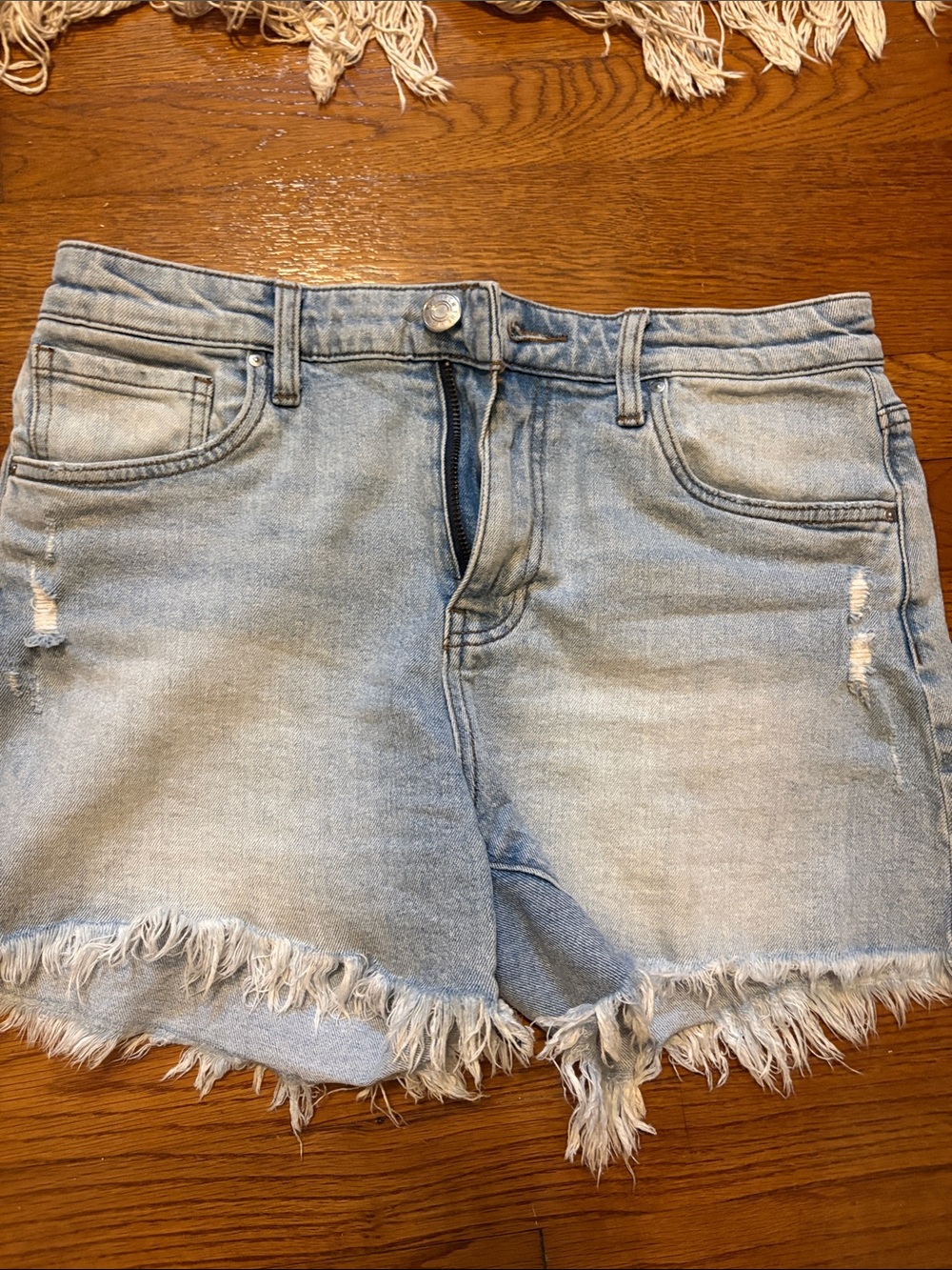 Kut from the Kloth Light Blue Frayed Hem Denim Shorts